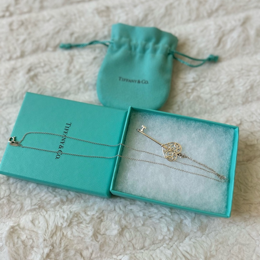 Tiffany & Co. Enchant Heart Key Pendant Necklace Sterling Silver 925